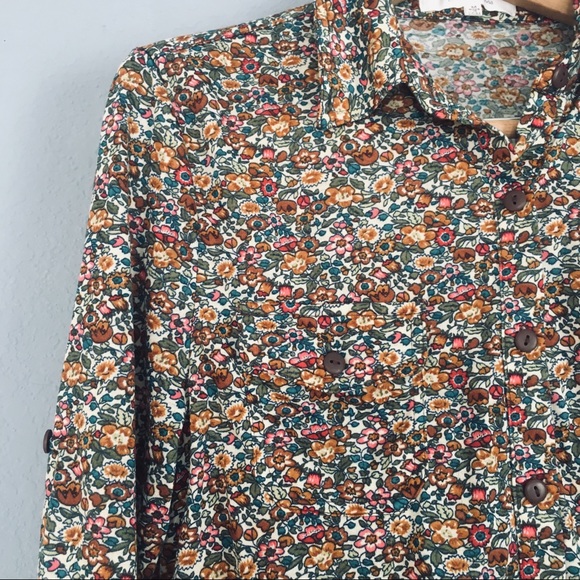 Eden & Olivia, floral button down - Picture 2 of 5